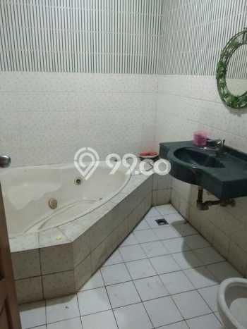 Rumah di , 1 KM, Dekat Fasilitas Umum, Luas 150m2m² LB 100m2m² Rumah di , 1 KM, Dekat Fasilitas Umum, Luas 150m2m² LB 100m2m²