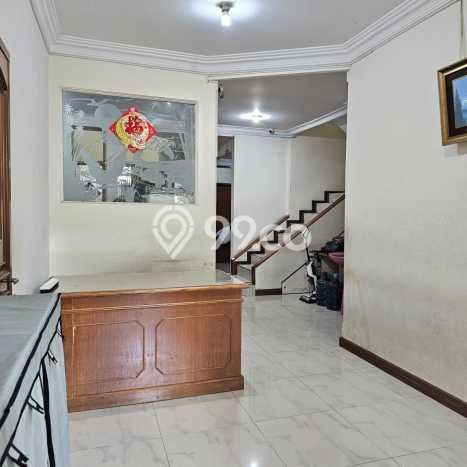 Rumah Modern 3 Kamar LT 189m2 di Taman Holis Indah Rumah Modern 3 Kamar LT 189m2 di Taman Holis Indah