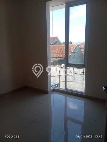 Jual Rumah Eksklusif 2 KT di Buah Batu, Bandung Jual Rumah Eksklusif 2 KT di Buah Batu, Bandung