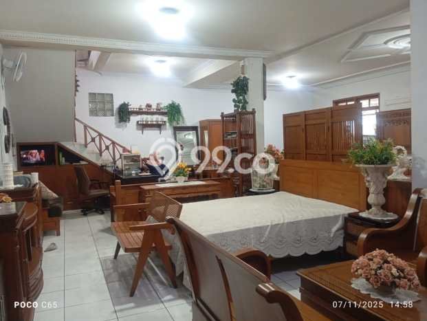 Disewakan Komersial di Kawasan Ramai Soekarno Hatta Luas 400m2 Disewakan Komersial di Kawasan Ramai Soekarno Hatta Luas 400m2