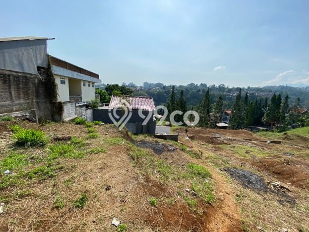 Lahan Dijual Lokasi Strategis di Bandung dengan Luas 4060m2 Lahan Dijual Lokasi Strategis di Bandung dengan Luas 4060m2