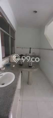 Disewakan Ruko di , Luas 240m2m², Sentra Bisnis Disewakan Ruko di , Luas 240m2m², Sentra Bisnis