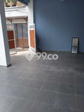 Rumah Disewakan Bandung LT 400m2 LB 500m2 Area Cikutra Rumah Disewakan Bandung LT 400m2 LB 500m2 Area Cikutra