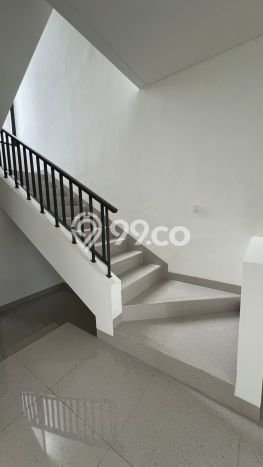 Dijual Rumah Mewah Elegan Dengan View Eksklusif di Podomoro Park Bandung, Bandung Dijual Rumah Mewah Elegan Dengan View Eksklusif di Podomoro Park Bandung, Bandung