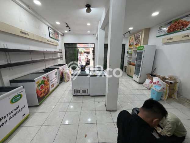 Unit Ruko Paling Strategis di Regol Bandung dengan LB 100m2 Unit Ruko Paling Strategis di Regol Bandung dengan LB 100m2