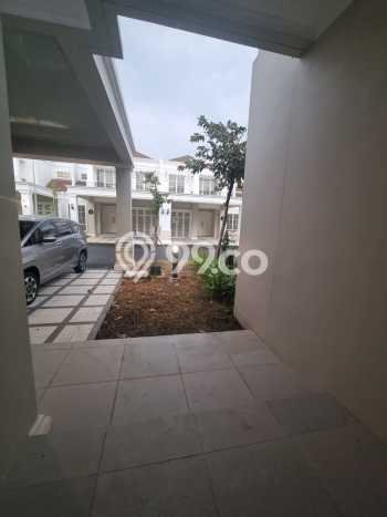 Dijual Rumah Luas Elegan Dengan View Eksklusif di Podomoro Park Bandung, Bandung Dijual Rumah Luas Elegan Dengan View Eksklusif di Podomoro Park Bandung, Bandung