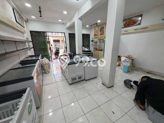 Unit Ruko Paling Strategis di Regol Bandung dengan LB 100m2 Unit Ruko Paling Strategis di Regol Bandung dengan LB 100m2