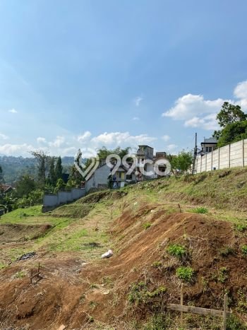 Lahan Dijual Lokasi Strategis di Bandung dengan Luas 4060m2 Lahan Dijual Lokasi Strategis di Bandung dengan Luas 4060m2