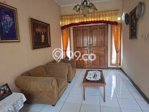 RARE UNIT! Rumah di , 4 KT, Pemandangan Kota, Luas 252m2m² LB 210m2m² RARE UNIT! Rumah di , 4 KT, Pemandangan Kota, Luas 252m2m² LB 210m2m²