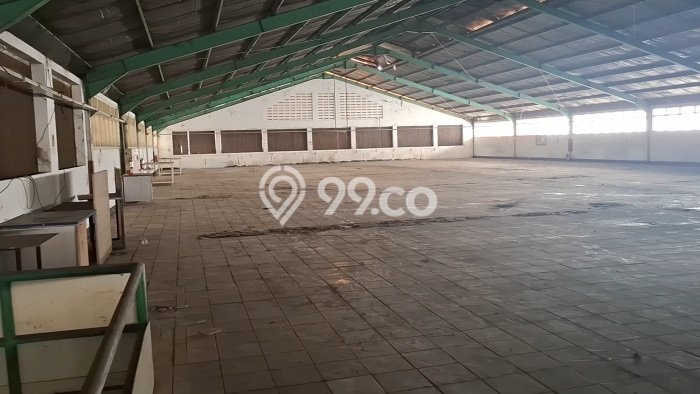 Unit Pabrik disewakan di Karawaci Tangerang dengan LT 9660m2 / LB 3456m2 Unit Pabrik disewakan di Karawaci Tangerang dengan LT 9660m2 / LB 3456m2