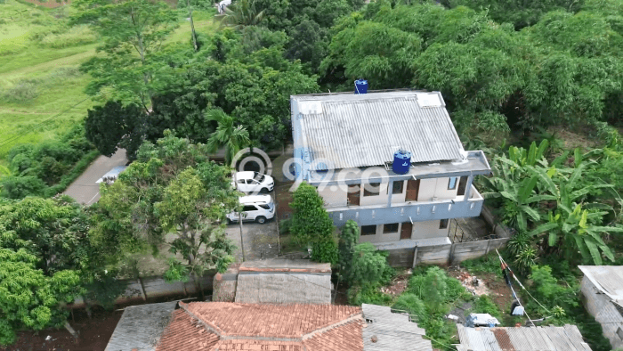 Unit Kost Dijual di Cisauk dengan 8 Kamar Tidur & Luas Bangunan 250m2 Unit Kost Dijual di Cisauk dengan 8 Kamar Tidur & Luas Bangunan 250m2