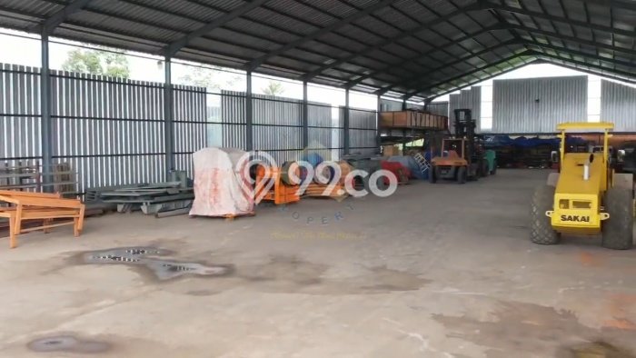 Unit Gudang Disewa Lokasi Curug, Tangerang Spesifikasi Luas Bangunan 1350m2 Unit Gudang Disewa Lokasi Curug, Tangerang Spesifikasi Luas Bangunan 1350m2