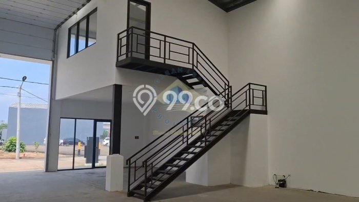 Gudang Dijual Lokasi Emas di Cileungsi Luas 240m2 Gudang Dijual Lokasi Emas di Cileungsi Luas 240m2