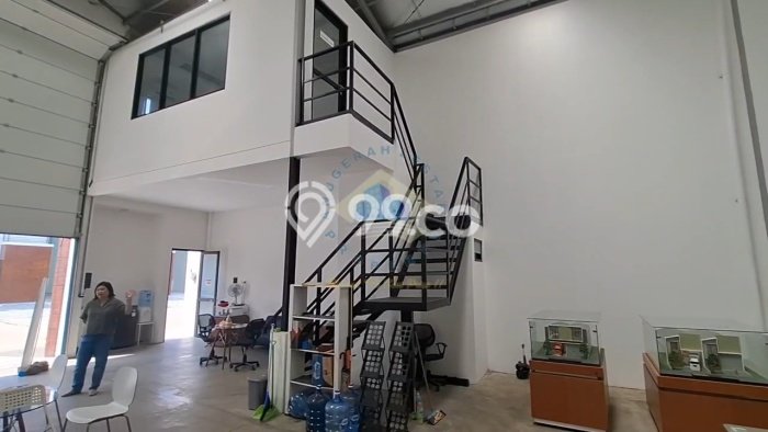 Unit Gudang Dijual di Cileungsi Bogor Luas Bangunan 152m2 Unit Gudang Dijual di Cileungsi Bogor Luas Bangunan 152m2