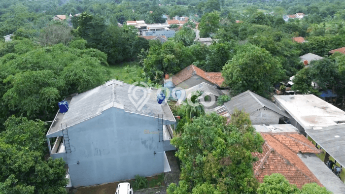 Unit Kost Dijual di Cisauk dengan 8 Kamar Tidur & Luas Bangunan 250m2 Unit Kost Dijual di Cisauk dengan 8 Kamar Tidur & Luas Bangunan 250m2