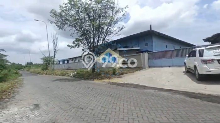 Unit Pabrik Dijual di Cikande Serang Luas Bangunan 2362m2 Unit Pabrik Dijual di Cikande Serang Luas Bangunan 2362m2