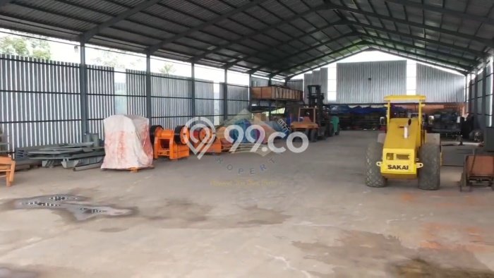 Gudang disewakan lokasi strategis Curug Tangerang 1350m2 Gudang disewakan lokasi strategis Curug Tangerang 1350m2