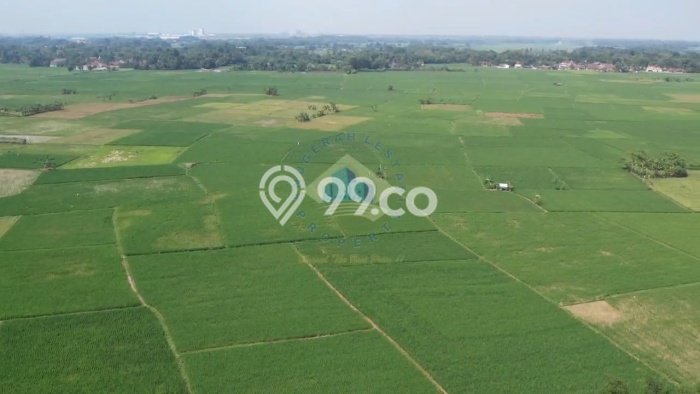 Kavling Tanah di Kopo Dijual Luas 240000m2 Legalitas SHM Kavling Tanah di Kopo Dijual Luas 240000m2 Legalitas SHM