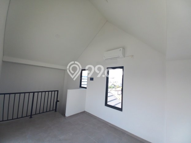 PENAWARAN EKSKLUSIF! Rumah kawasan Keputih, 3 KT, Lingkungan Elite, Luas 72m2m² LB 126m2m² PENAWARAN EKSKLUSIF! Rumah kawasan Keputih, 3 KT, Lingkungan Elite, Luas 72m2m² LB 126m2m²