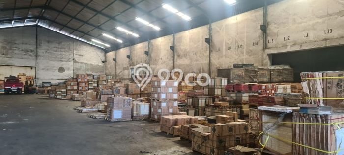 Gudang Bagus Dijual LB 2450m2 Lokasi Strategis Surabaya Area Cocok untuk Berbisnis Gudang Bagus Dijual LB 2450m2 Lokasi Strategis Surabaya Area Cocok untuk Berbisnis