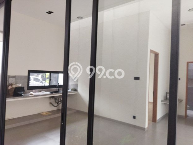 Rumah LT 200m2m² Dekat Sekolah di Pondok Tjandra, Sidoarjo Rumah LT 200m2m² Dekat Sekolah di Pondok Tjandra, Sidoarjo