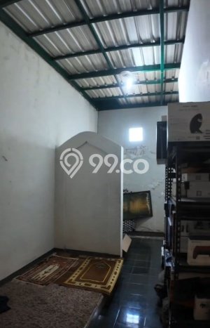 Area Ramai! Ruko Dijual di Wonocolo untuk Bisnis Luas Bangunan 144m2 Area Ramai! Ruko Dijual di Wonocolo untuk Bisnis Luas Bangunan 144m2