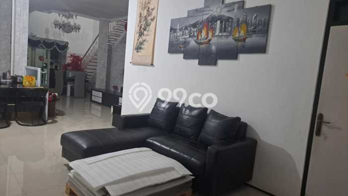 Hunian Nyaman Asri 5 KT Siap Huni di Ngagel Surabaya Hunian Nyaman Asri 5 KT Siap Huni di Ngagel Surabaya