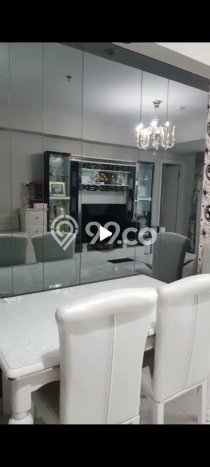 Apartemen Nyaman untuk Dijual di Genteng, Surabaya, Jawa Timur Apartemen Nyaman untuk Dijual di Genteng, Surabaya, Jawa Timur