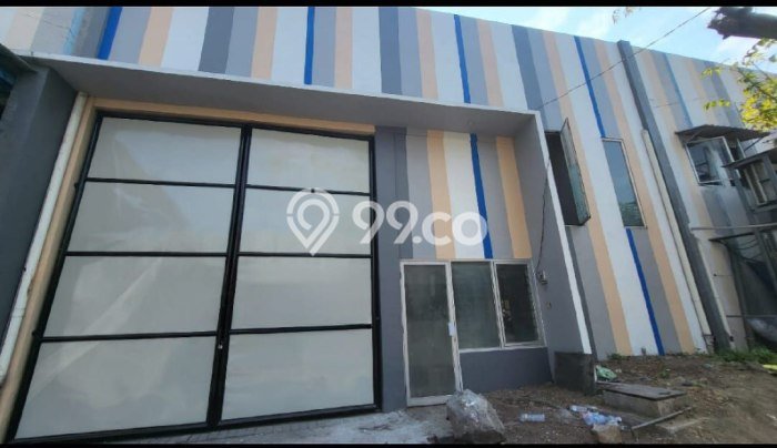 Unit Gudang Dijual di Sidoarjo Sidoarjo Luas Tanah 384m2, Luas Bangunan 360m2 Unit Gudang Dijual di Sidoarjo Sidoarjo Luas Tanah 384m2, Luas Bangunan 360m2