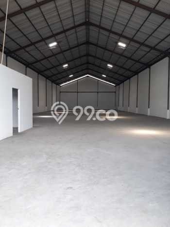 Disewakan Gudang di Asemrowo, Luas 980m2m², Area Bisnis Disewakan Gudang di Asemrowo, Luas 980m2m², Area Bisnis