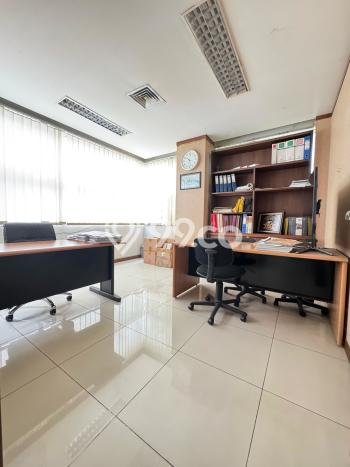 Kantor Bagus Dijual LB 1611m2 Lokasi Strategis Jakarta Selatan Area Cocok untuk Bisnis Kantor Bagus Dijual LB 1611m2 Lokasi Strategis Jakarta Selatan Area Cocok untuk Bisnis