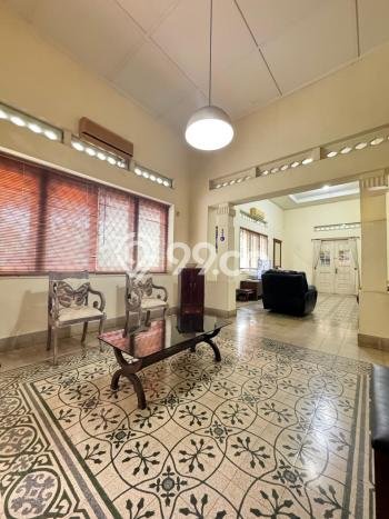 Dijual Rumah Premium dengan Fasilitas Sekitar Komplit di Menteng, Jakarta Pusat Dijual Rumah Premium dengan Fasilitas Sekitar Komplit di Menteng, Jakarta Pusat