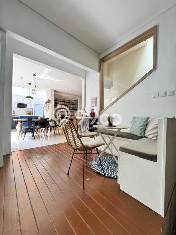 Rumah Luxury Modern Siap Huni di Lebak Bulus Jakarta Selatan Rumah Luxury Modern Siap Huni di Lebak Bulus Jakarta Selatan