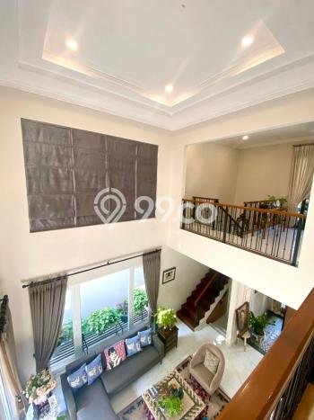 Ready to Use! Premium House LT 200m2 Desain Elegan di Cipete Ready to Use! Premium House LT 200m2 Desain Elegan di Cipete