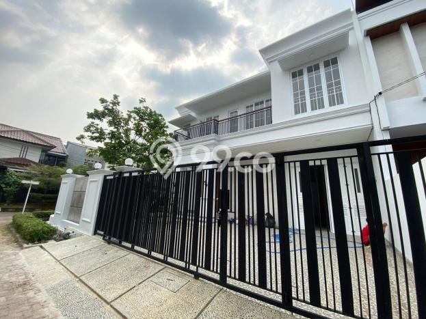 PENAWARAN TERBATAS! Rumah Berkualitas di Lebak Bulus, Luas 302m² LB 450m² PENAWARAN TERBATAS! Rumah Berkualitas di Lebak Bulus, Luas 302m² LB 450m²