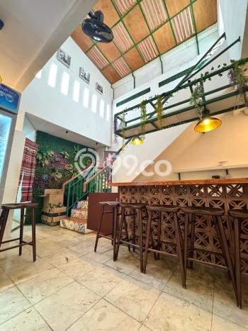 Ready to Use! Luxury House LT 322m2 Desain Modern di Lebak Bulus Ready to Use! Luxury House LT 322m2 Desain Modern di Lebak Bulus