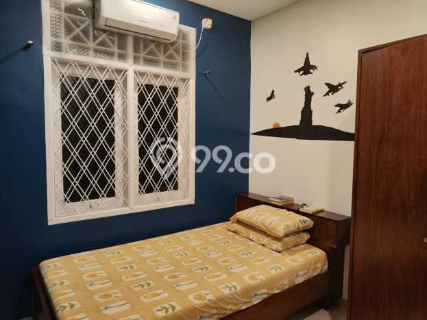 Lokasi strategis! Rumah siap huni dikontrakkan di Cinere LB 100m2 Lokasi strategis! Rumah siap huni dikontrakkan di Cinere LB 100m2