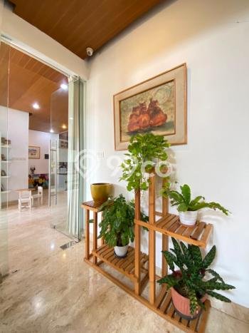 Rumah Luxury Modern Tanpa Renovasi di Kemang Jakarta Selatan Rumah Luxury Modern Tanpa Renovasi di Kemang Jakarta Selatan