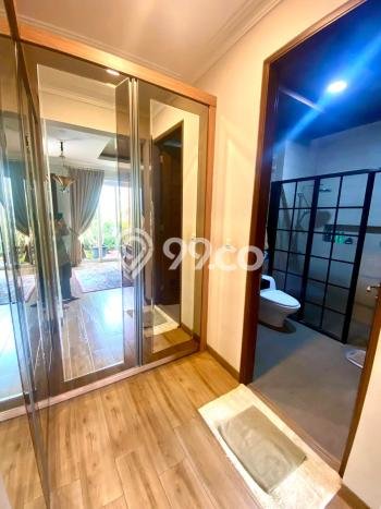 Ready to Use! Premium House LT 200m2 Desain Elegan di Cipete Ready to Use! Premium House LT 200m2 Desain Elegan di Cipete