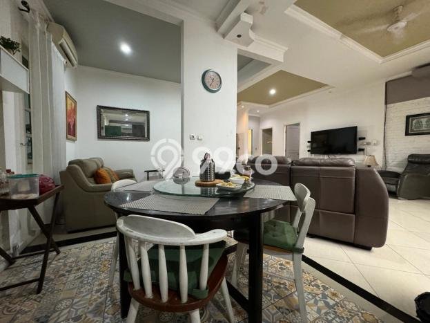 Rumah Luxury Modern Tanpa Renovasi di Cipete Jakarta Selatan Rumah Luxury Modern Tanpa Renovasi di Cipete Jakarta Selatan