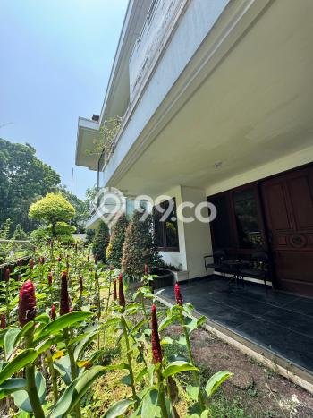 Siap Huni Rumah Mewah 5 Kamar di Kebon Jeruk Dekat ke Mana Saja Siap Huni Rumah Mewah 5 Kamar di Kebon Jeruk Dekat ke Mana Saja