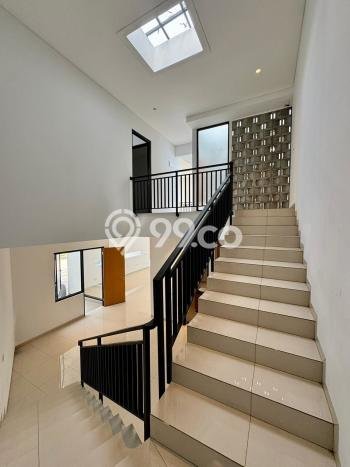 Dijual Rumah Premium dengan Fasilitas Sekitar Komplit di Cinere, Depok Dijual Rumah Premium dengan Fasilitas Sekitar Komplit di Cinere, Depok
