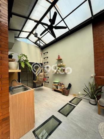 Rumah Luxury Modern Siap Huni di Lebak Bulus Jakarta Selatan Rumah Luxury Modern Siap Huni di Lebak Bulus Jakarta Selatan