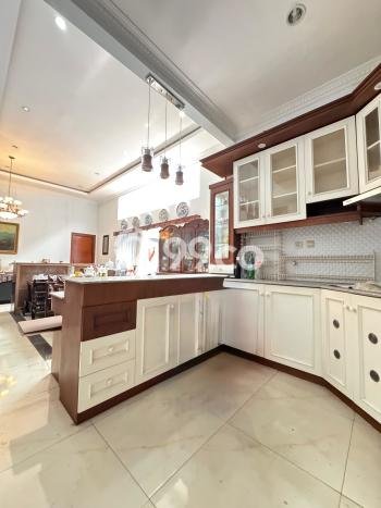 For Sale! Luxury House LT 417m2 Desain Elegan di Lebak Bulus For Sale! Luxury House LT 417m2 Desain Elegan di Lebak Bulus