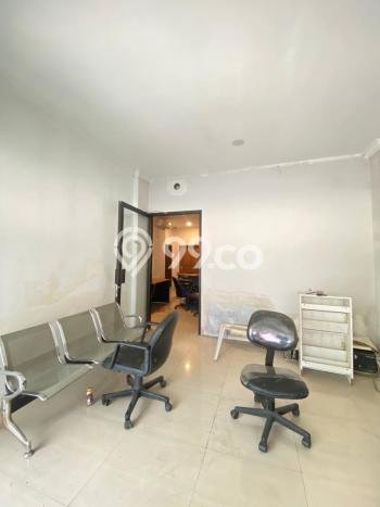 Ready to Use! Premium House LT 500m2 Desain Elegan di Otista Ready to Use! Premium House LT 500m2 Desain Elegan di Otista