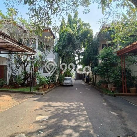 Rumah Luxury Modern Siap Huni di Lebak Bulus Jakarta Selatan Rumah Luxury Modern Siap Huni di Lebak Bulus Jakarta Selatan