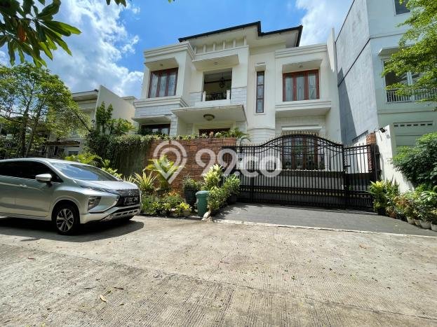 Rumah Mewah Siap Huni LT 225m2 di Cinere, Depok Rumah Mewah Siap Huni LT 225m2 di Cinere, Depok
