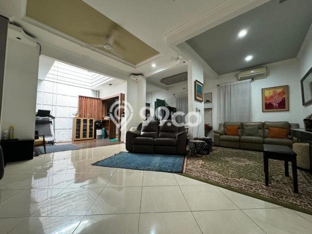 Rumah Luxury Modern Tanpa Renovasi di Cipete Jakarta Selatan Rumah Luxury Modern Tanpa Renovasi di Cipete Jakarta Selatan