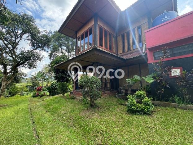 PELUANG INVESTASI! Vila Kawasan , Area 2830m2m², Hasil Menjanjikan PELUANG INVESTASI! Vila Kawasan , Area 2830m2m², Hasil Menjanjikan