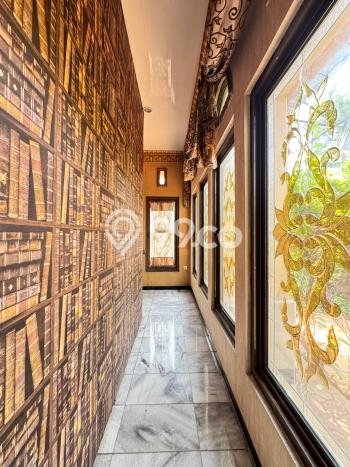 Rumah Elit LB 500m2 Siap Pakai Desain Elegan di Kelapa Dua, Jakarta Barat Rumah Elit LB 500m2 Siap Pakai Desain Elegan di Kelapa Dua, Jakarta Barat